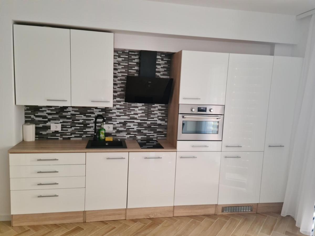 Апартаменты Apartament In Complex Rezidential In Орадя Экстерьер фото