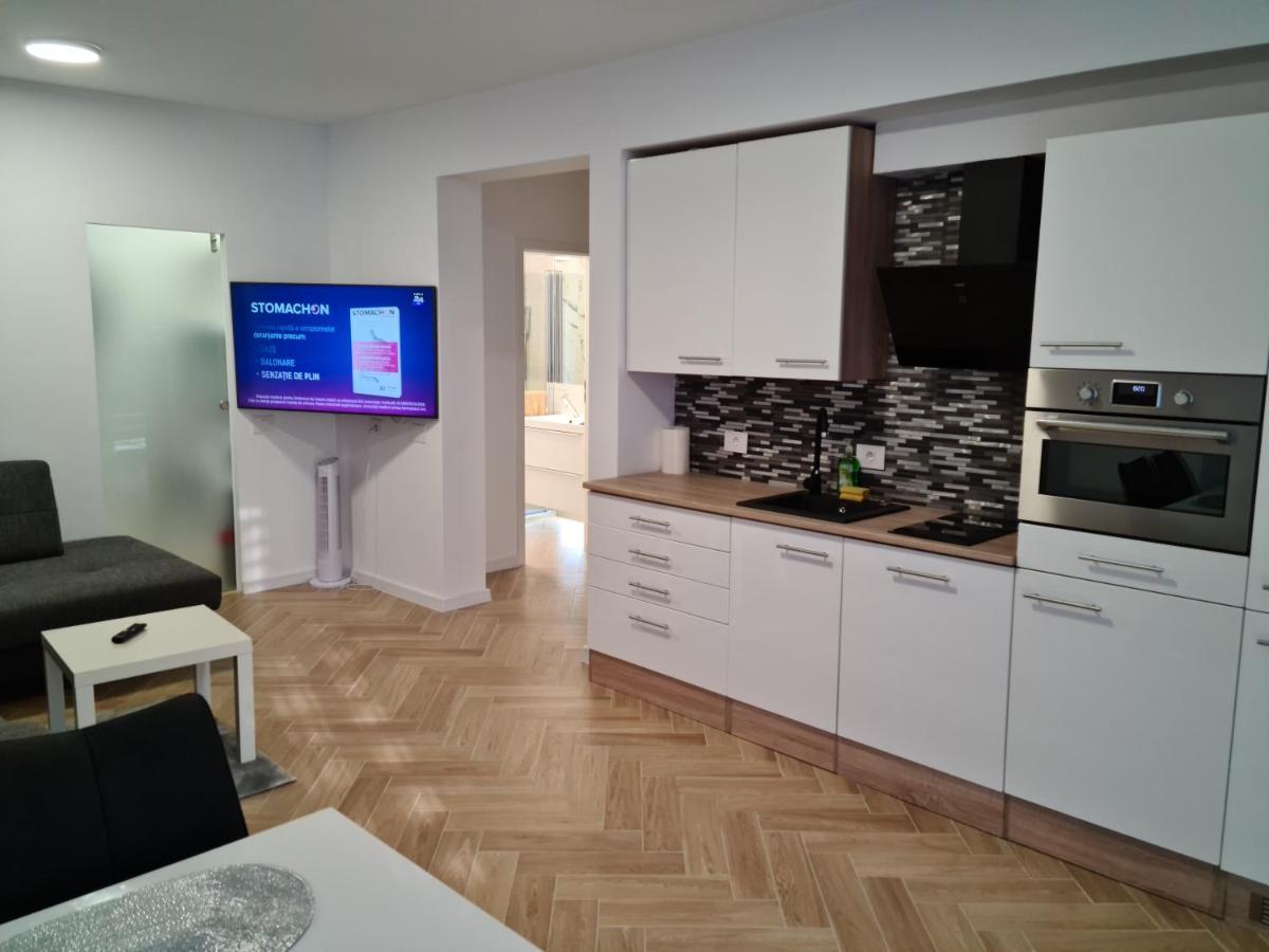 Апартаменты Apartament In Complex Rezidential In Орадя Экстерьер фото